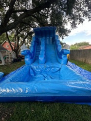 A3B5B99B EC00 41D7 ADB3 EA700254FC52 1 105 c 1730708021 Dolphin waterslide